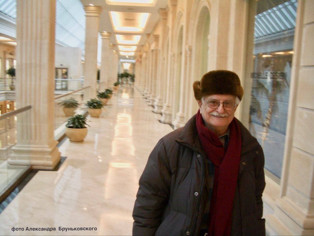 «На светлой стороне улицы». Вечер памяти Марлена Хуциева