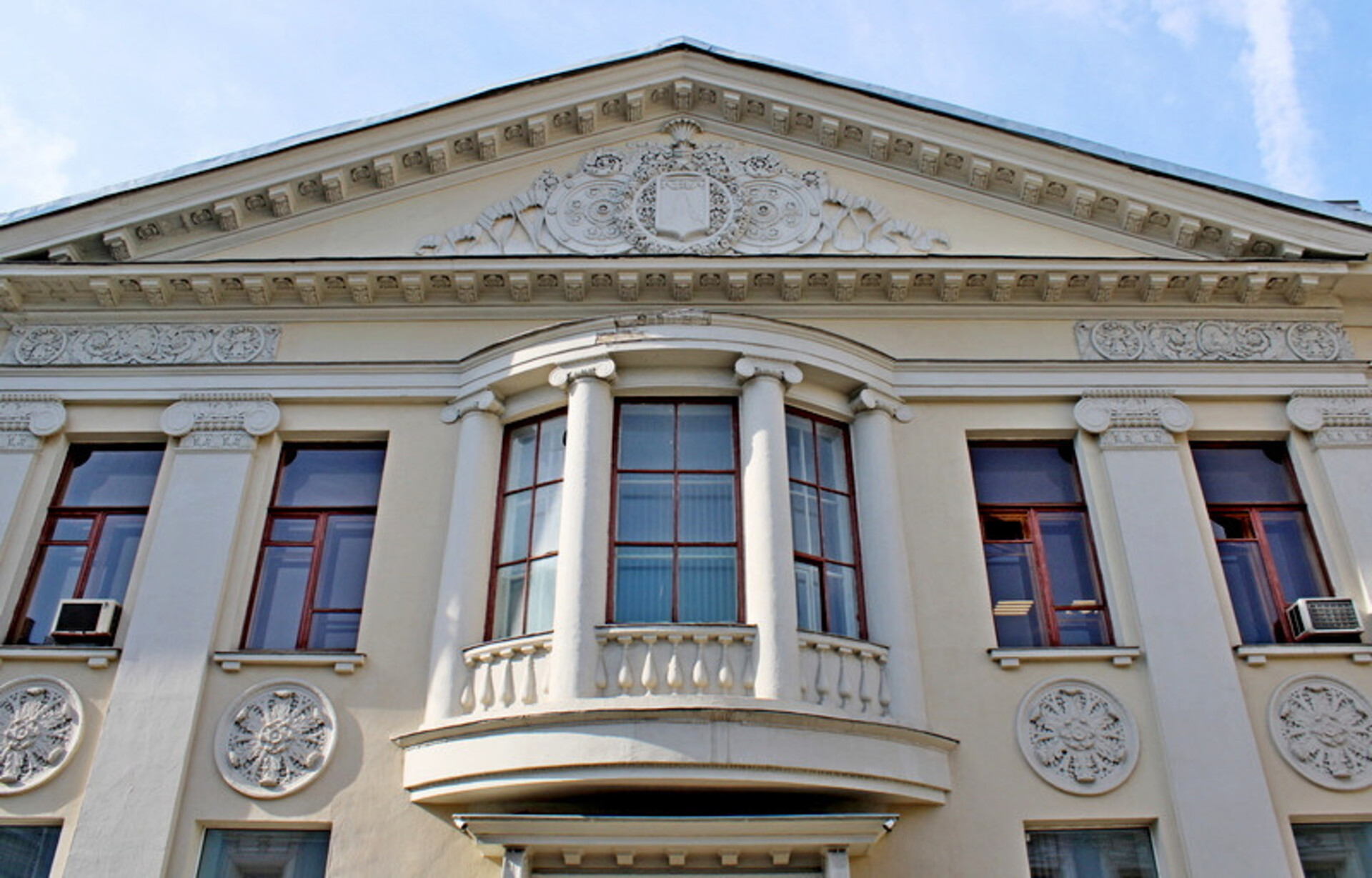 Экскурсия "Загадки старинного особняка на Знаменке"