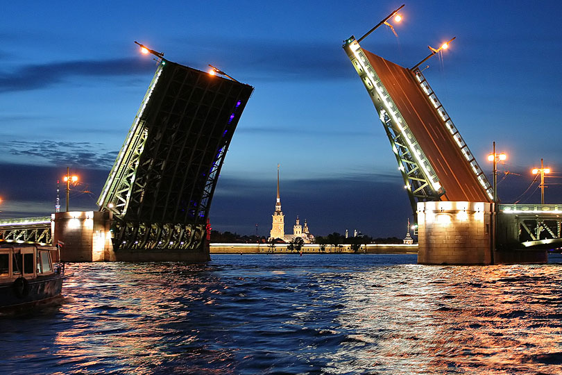 Благовещенский мост развод фото