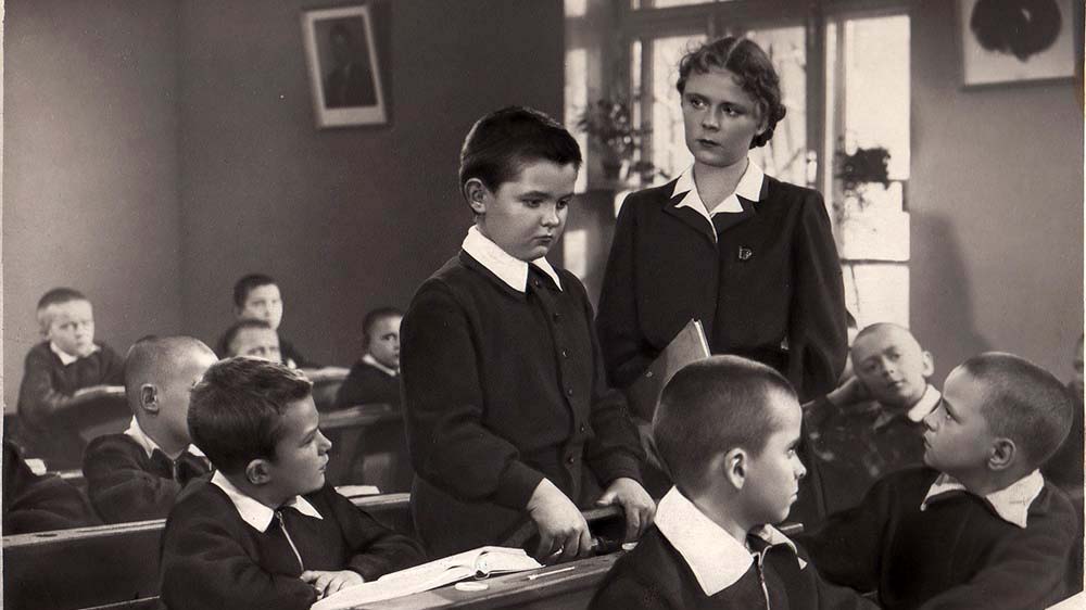 Фильм «Алёша Птицын вырабатывает характер», 1953 г. (к/т «Иллюзион», Большой зал)