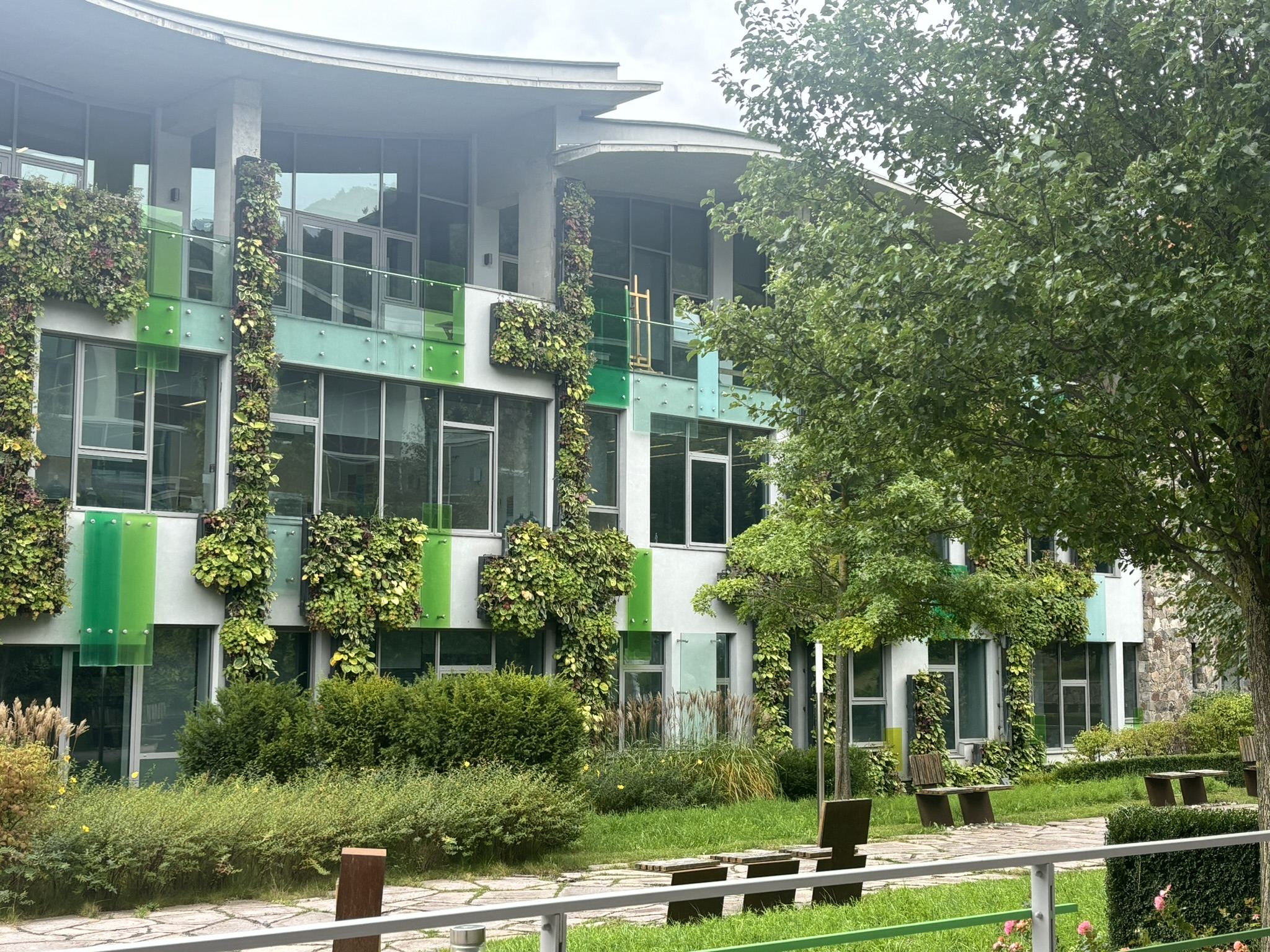 Вебинар "Весенние каникулы в Армении"