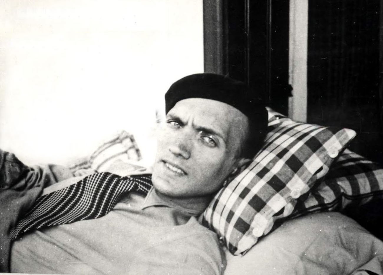 Лекция, книжный и кино-клуб по роману Макса Блехера «События окружающей ирреальности» и фильму «Истерзанные сердца» Раду Жуде