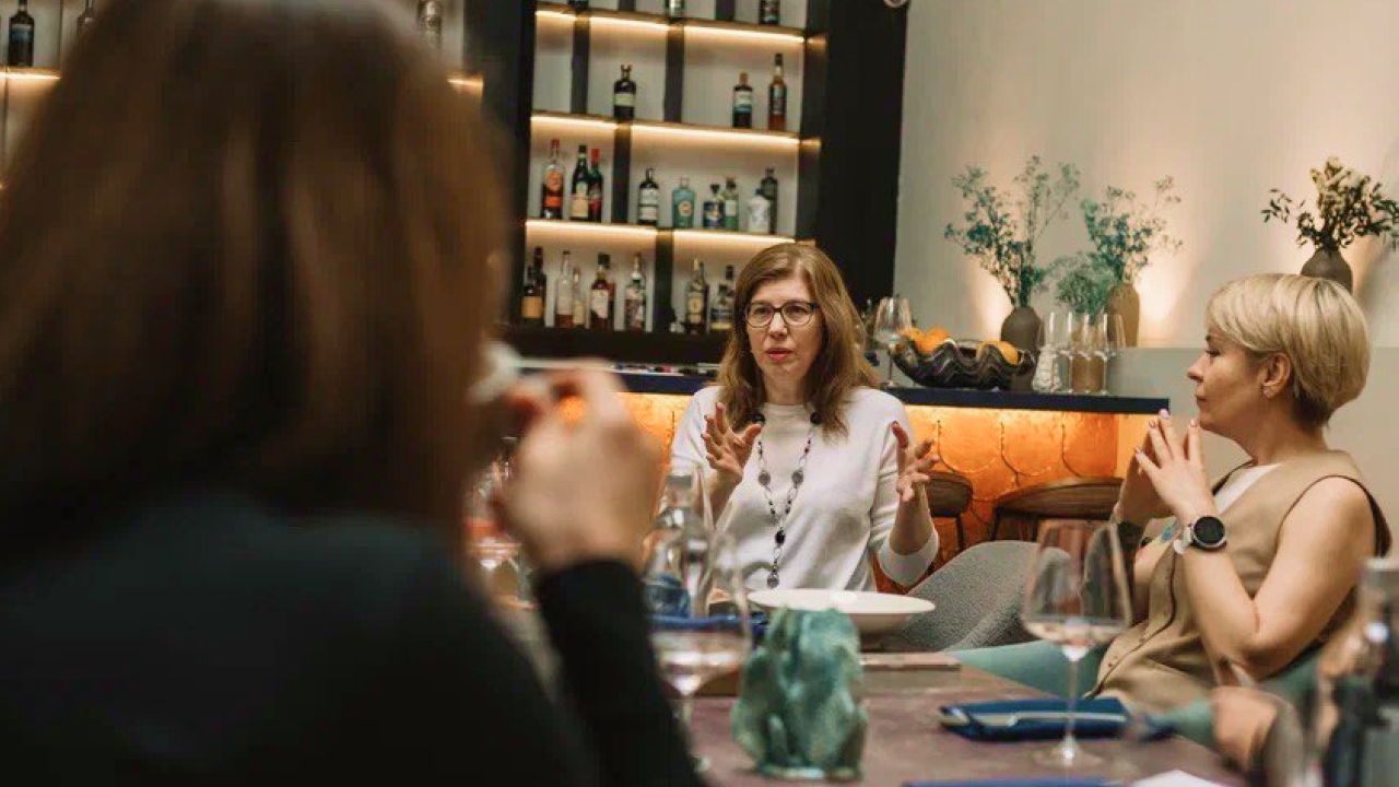 НЕТВОРКИНГ БЕЗ НАСИЛИЯ НАД СОБОЙ: как общаться с нужными людьми, даже если вы не любите знакомиться