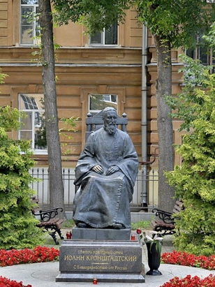 Кронштадт с посещением Морского Собора и музея-квартиры Иоанна Кронштадтского