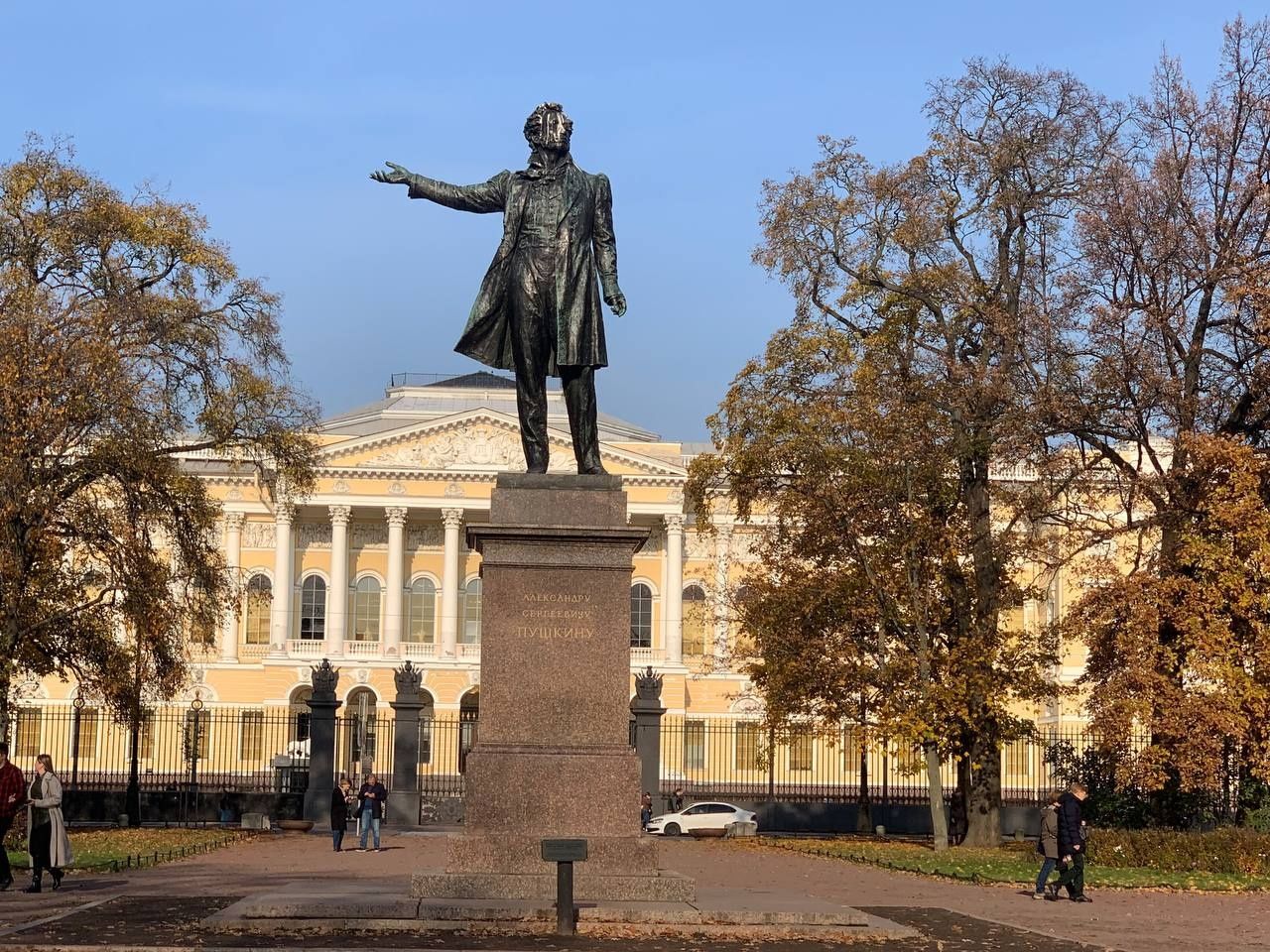 Экскурсия "ГРЕХОВНЫЙ ПЕТЕРБУРГ. ИСТОРИИ СОБЛАЗНОВ", 16+ (пешком)