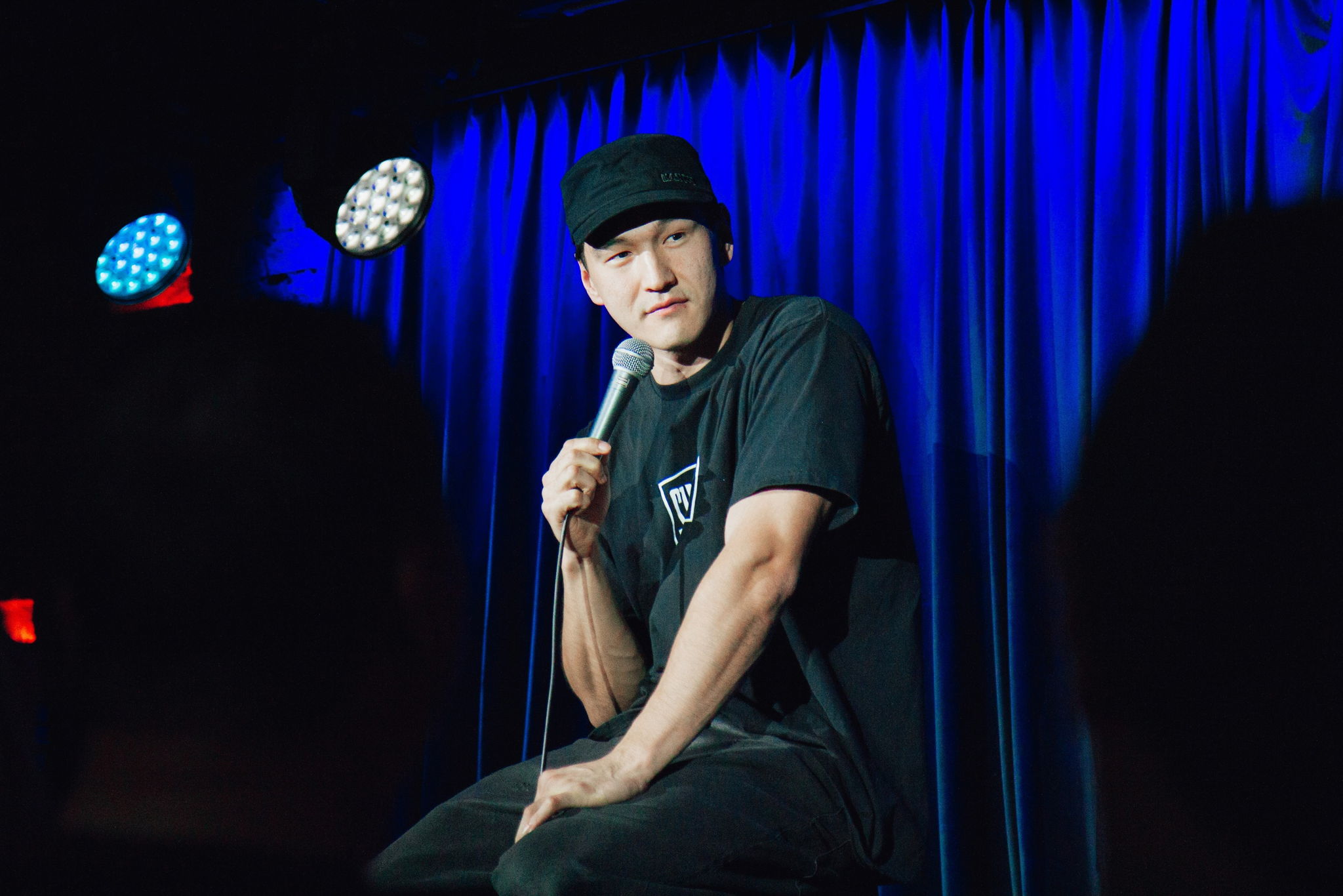 I can show песня. Show me love. Джоджо мем the world. Песня show me love. Can you show me.