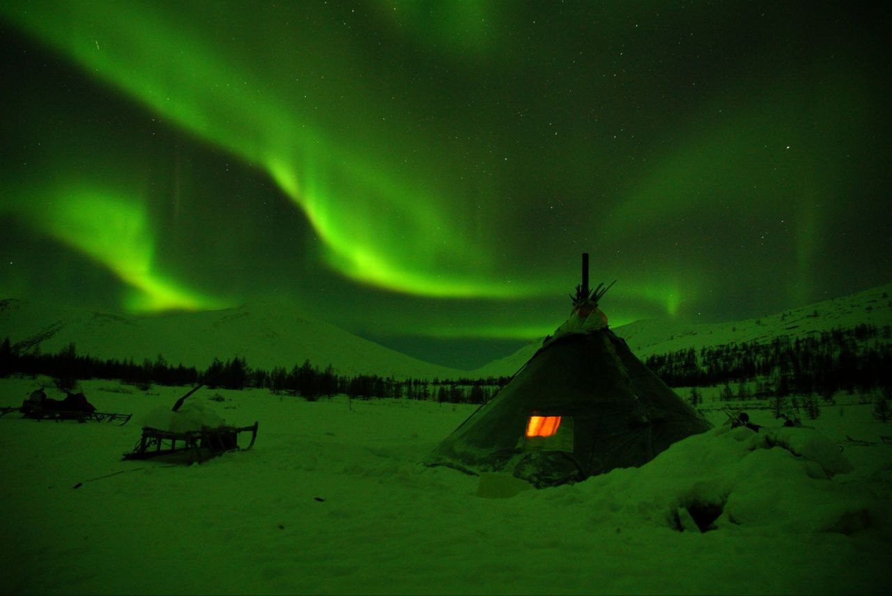 в рамках программы «ФОТОСРЕДА» состоится встреча c фотографом-этнографом, фотографом-натуралистом, путешественником-исследователем Еленой Машковой. Тема: «Кросс-взгляд на Россию и другие страны»