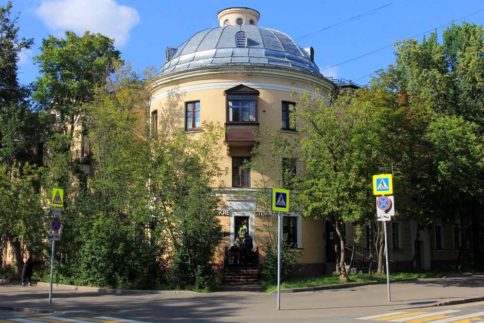 Октябрьское поле и окрестности