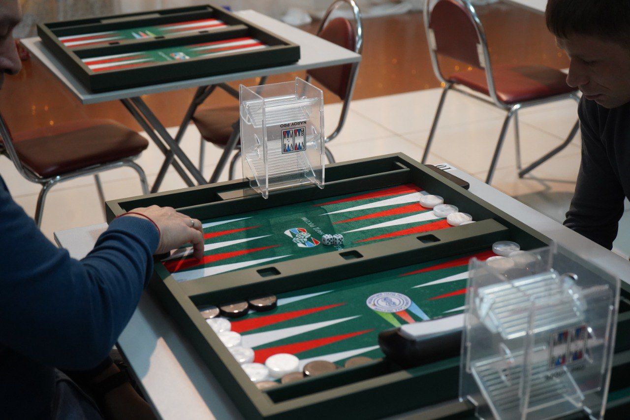 Ежегодный республиканский турнир по длинным нардам (с кубом удвоения)