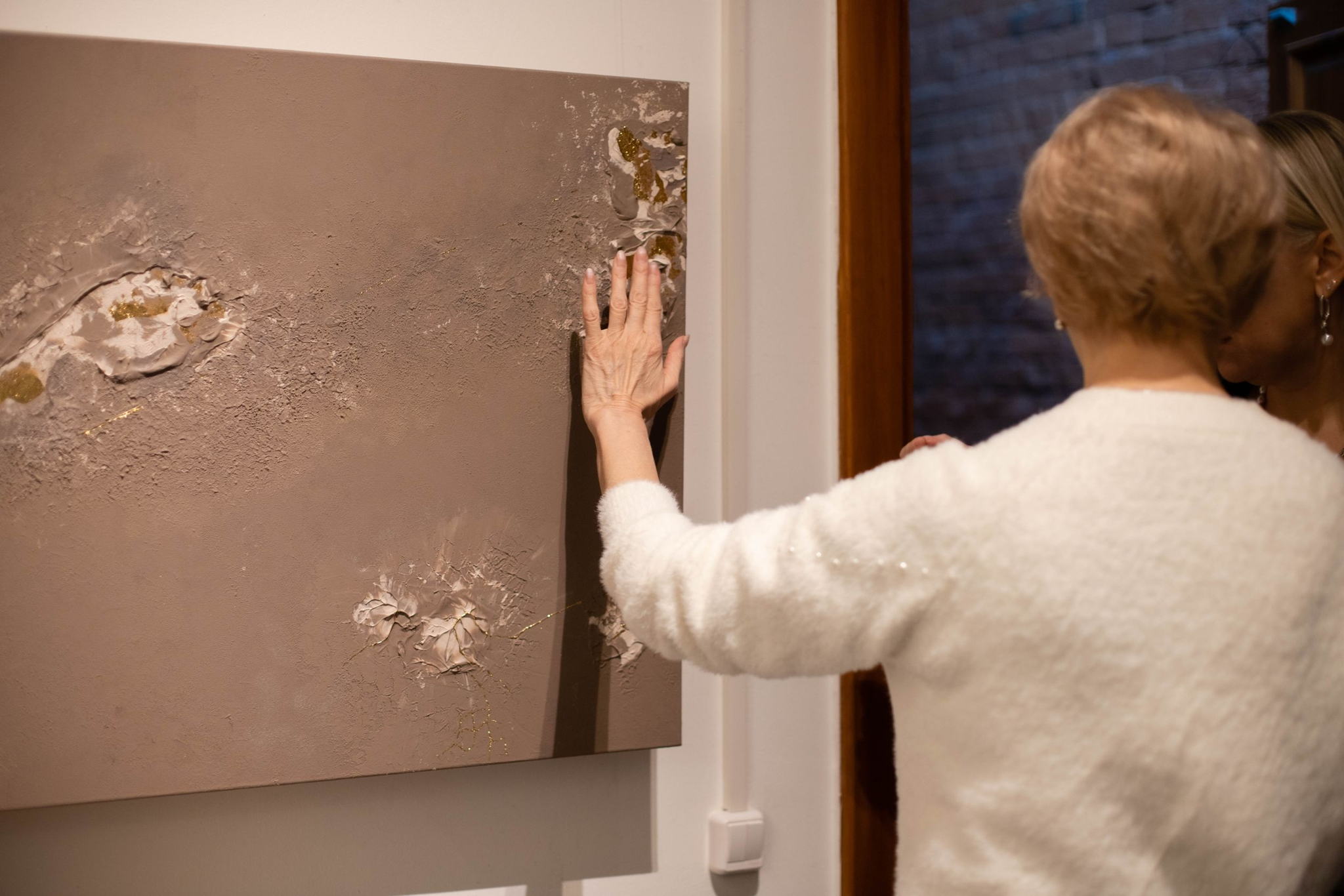 Художественно-графическая практика «золотая траектория» с Анной Саженковой, 16+