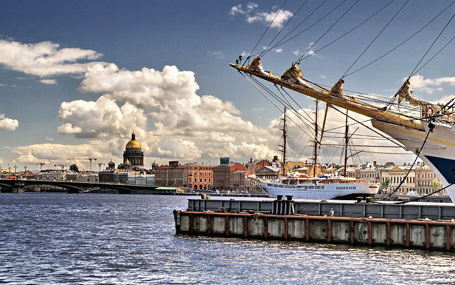 Петербургский морской. Санкт Петербург город порт. Морской Санкт-Петербург. Питер портовый город. Питер это город порт.