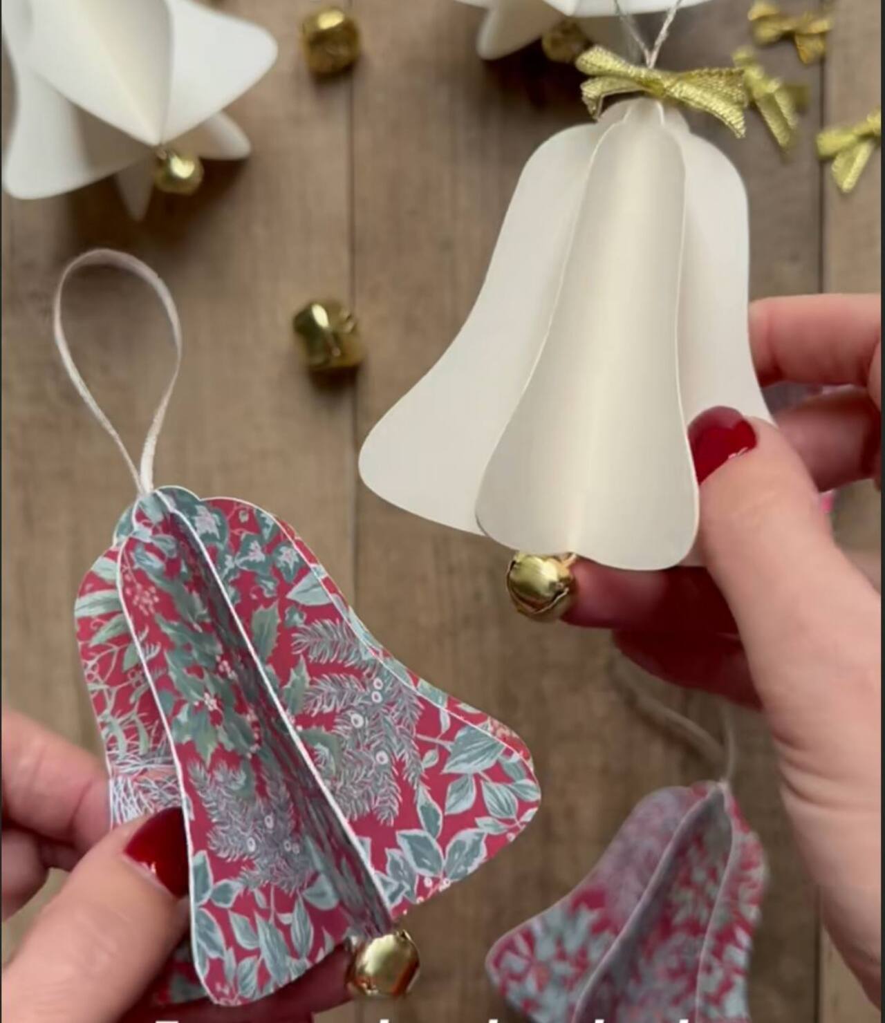 Мастер-класс «Колокольчики на ёлку»