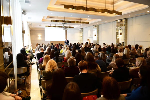 "Розовый слон": Road show осень 2026! СИМФЕРОПОЛЬ. 2026, четверг. отель "Гранд Отель Симферополь", 11.00