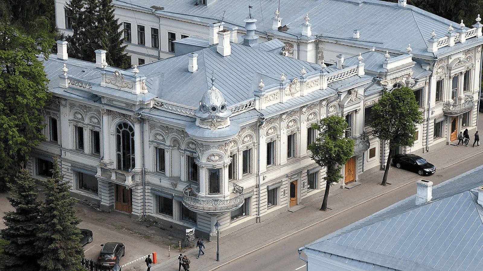 Арт-завтрак «Любовь и ненависть в доме Ушковых»