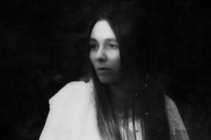 Выставка фотографа Анны Ардовой  «Изнанка Яви»