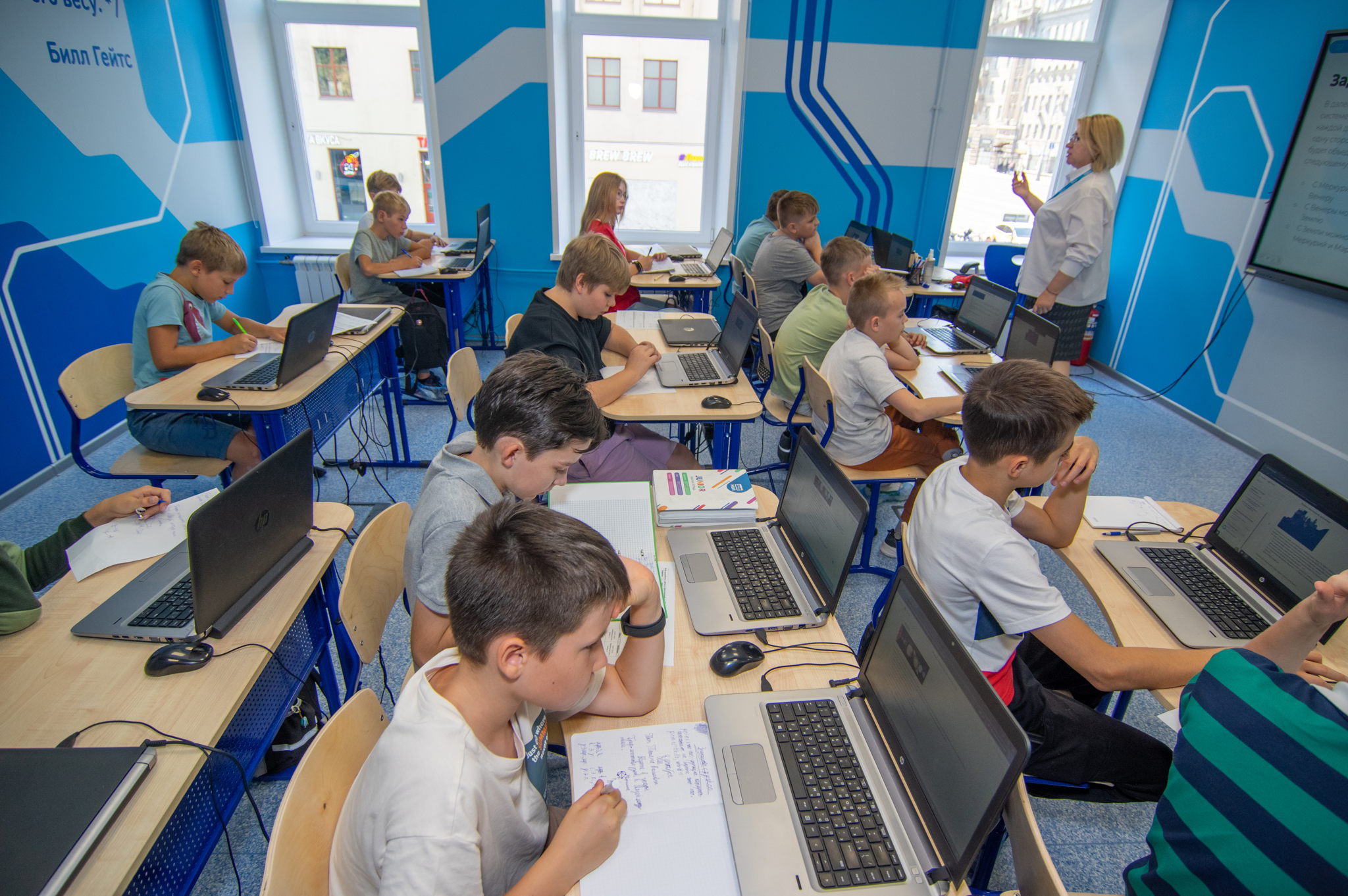 Бесплатный открытый урок в Московской школе программистов на м. Октябрьское Поле