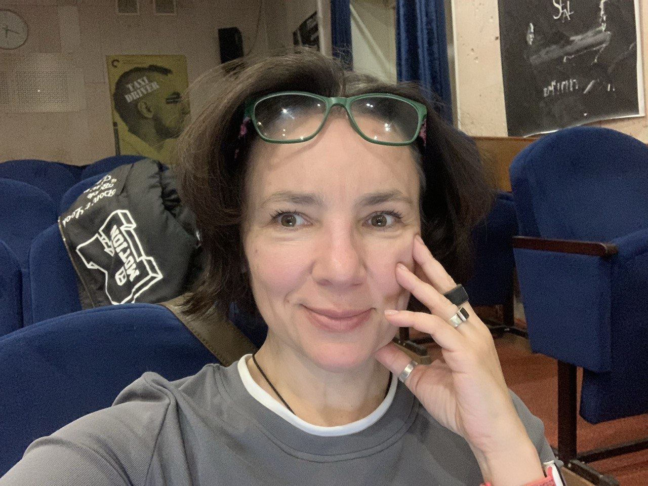 "На этом месте могла быть книга”