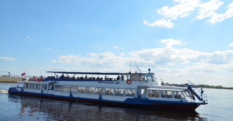 «Прогулка на теплоходе с экскурсией "Город над Двиной"»