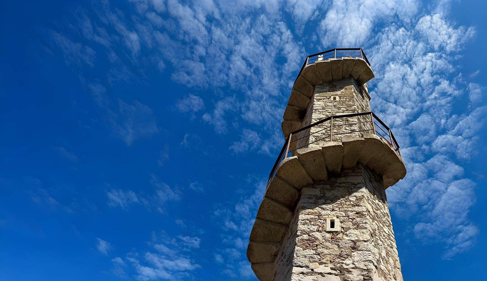 Мосты вместо стен: зачем науке покидать «башню из слоновой кости»