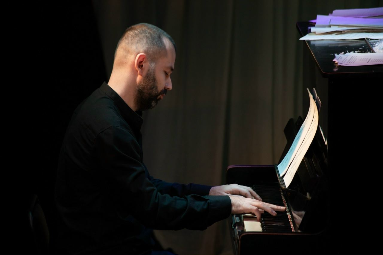 "Лучшее и новое" концерт Андрея Синецкого с оркестром