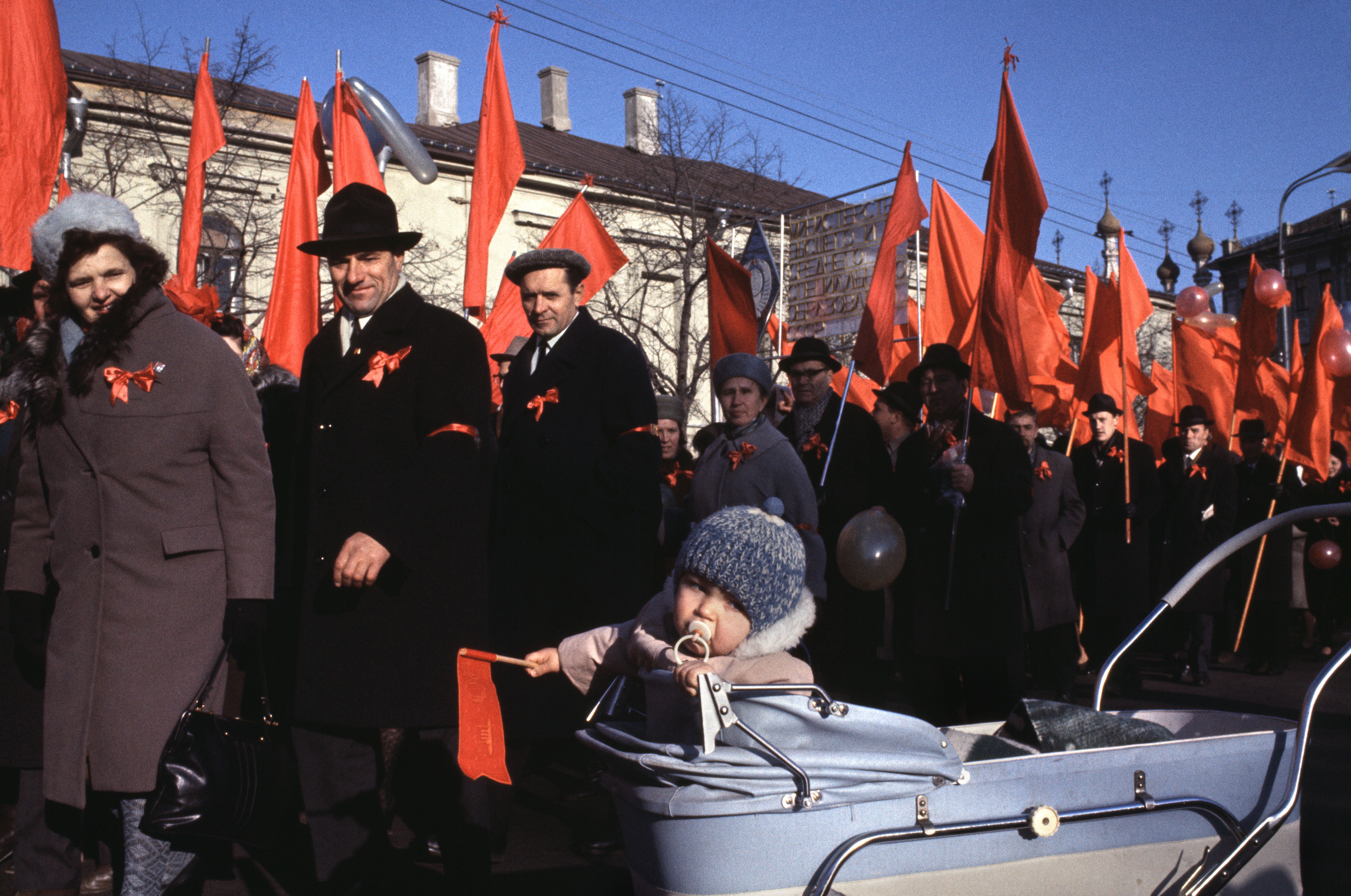 Празднование 50-летия Октябрьской революции