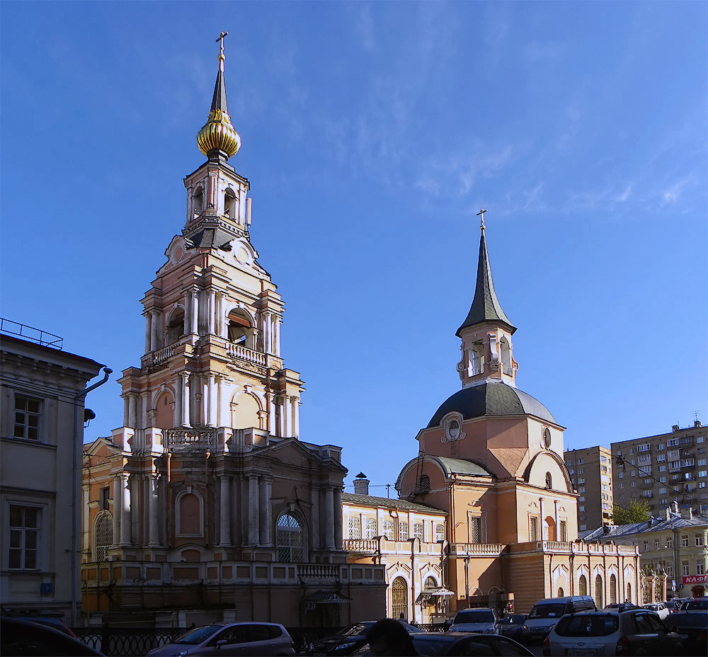 Храм апостолов. Петра и Павла в новой Басманной Слободе. Храм апостолов Петра и Павла в Басманной Слободе. Москва Церковь Петра и Павла в новой Басманной Слободе. Храм святых апостолов Петра и Павла (Москва).