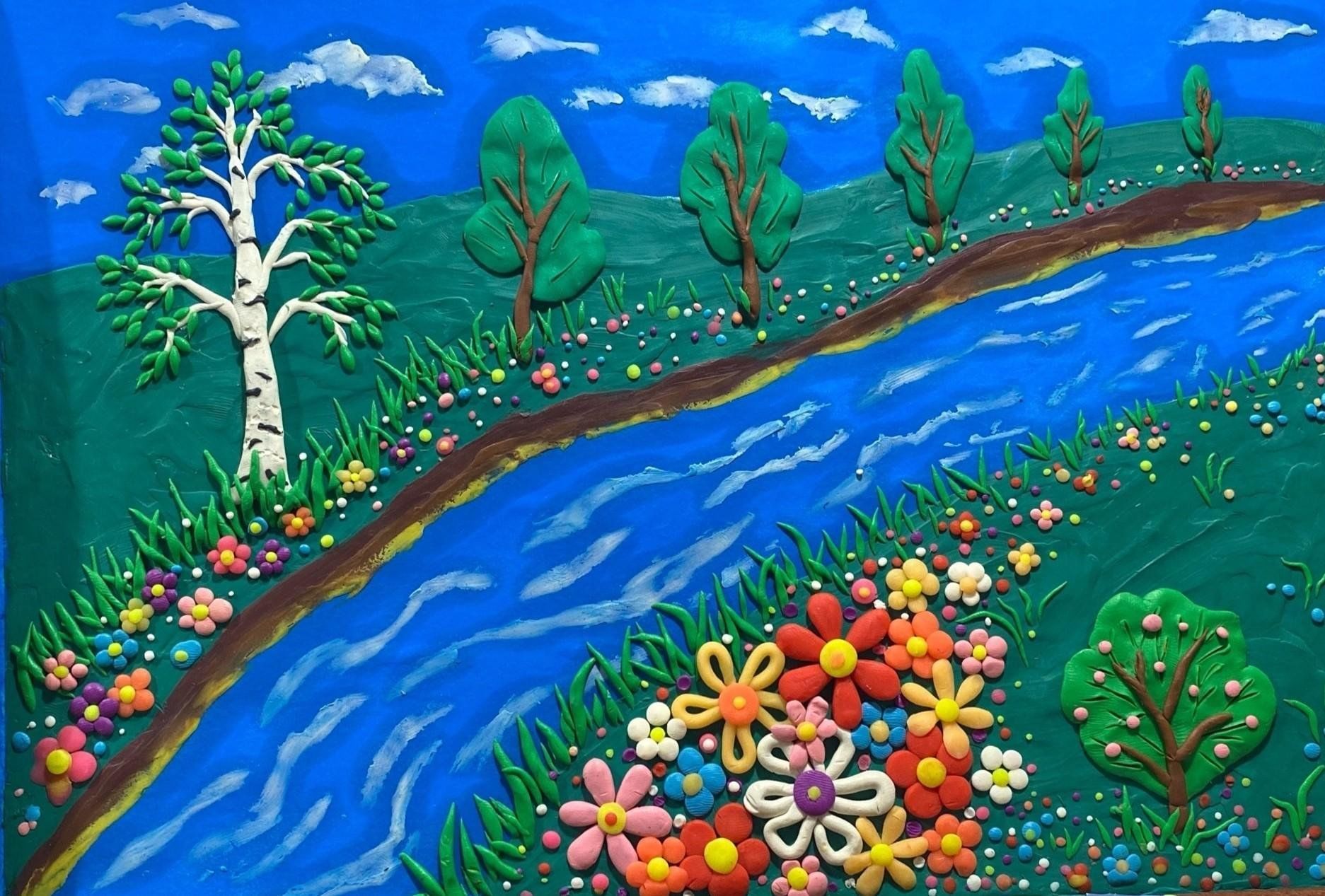 Лепим весенний пейзаж из воздушного пластилина в «Фуд Парк Меркурий»