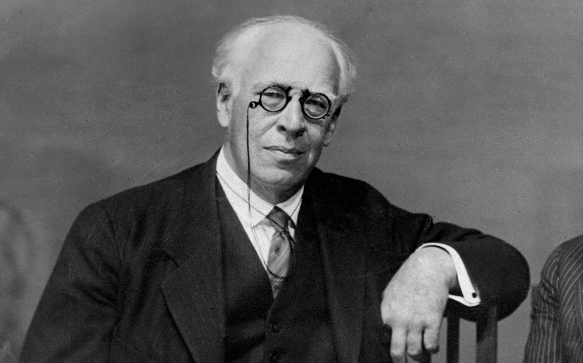 Никому не верю