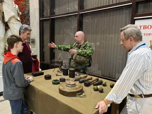«После лопаты, граната второй друг солдата»