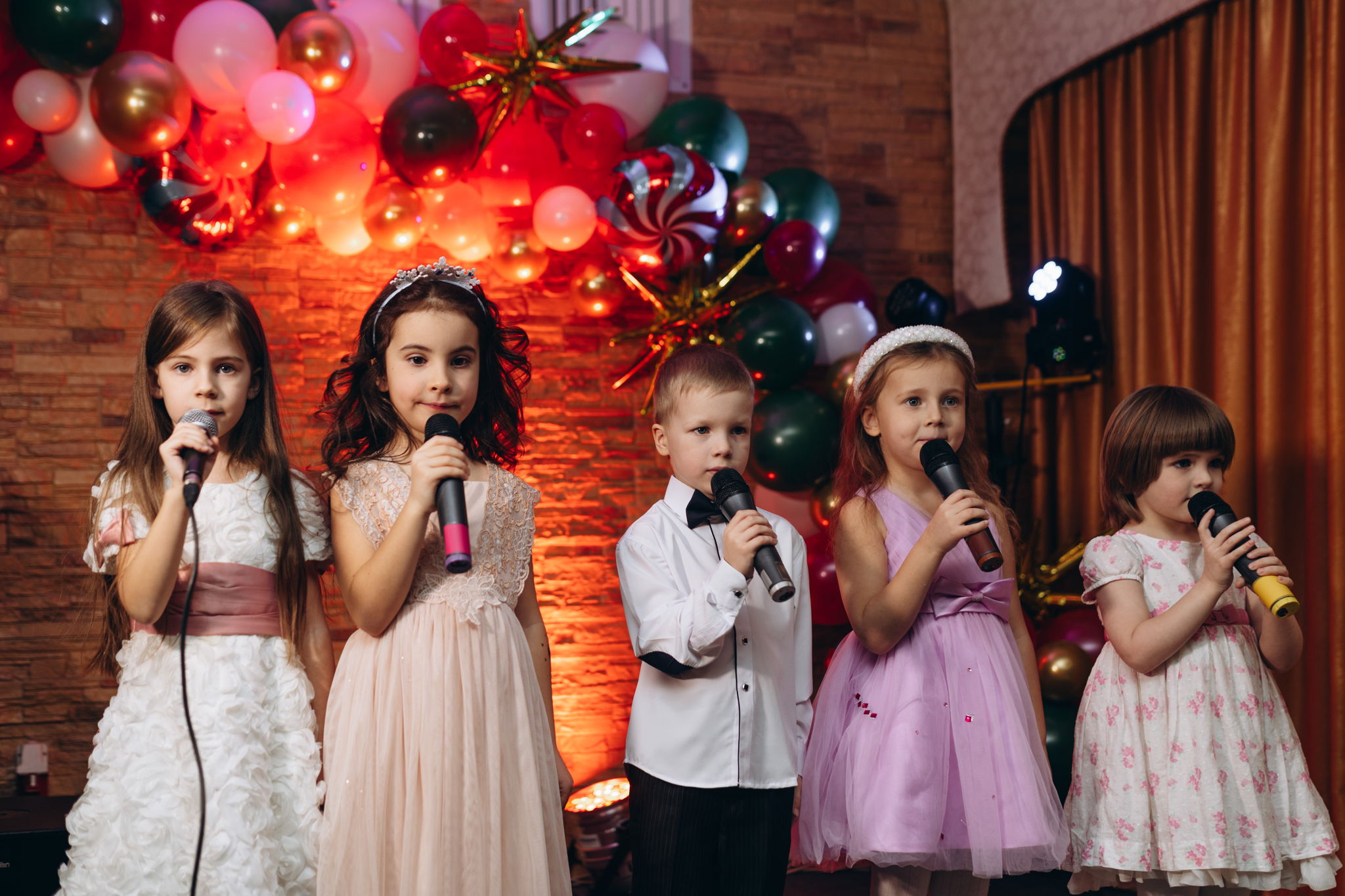 Снегом белым-белым