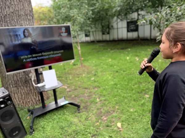 Песни нашего двора