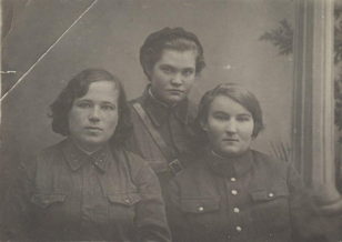 «НЕХРУПКИЕ ПЛЕЧИ»|БИБЛИОНОЧЬ В БИБЛИОТЕКЕ «СФЕРА»
