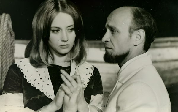 Фильм «Бегущая по волнам», 1967. (к/т «Иллюзион», Большой зал)