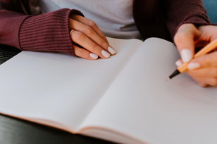 Интерактивная игра «Женщины-авторы: кино и книги» 