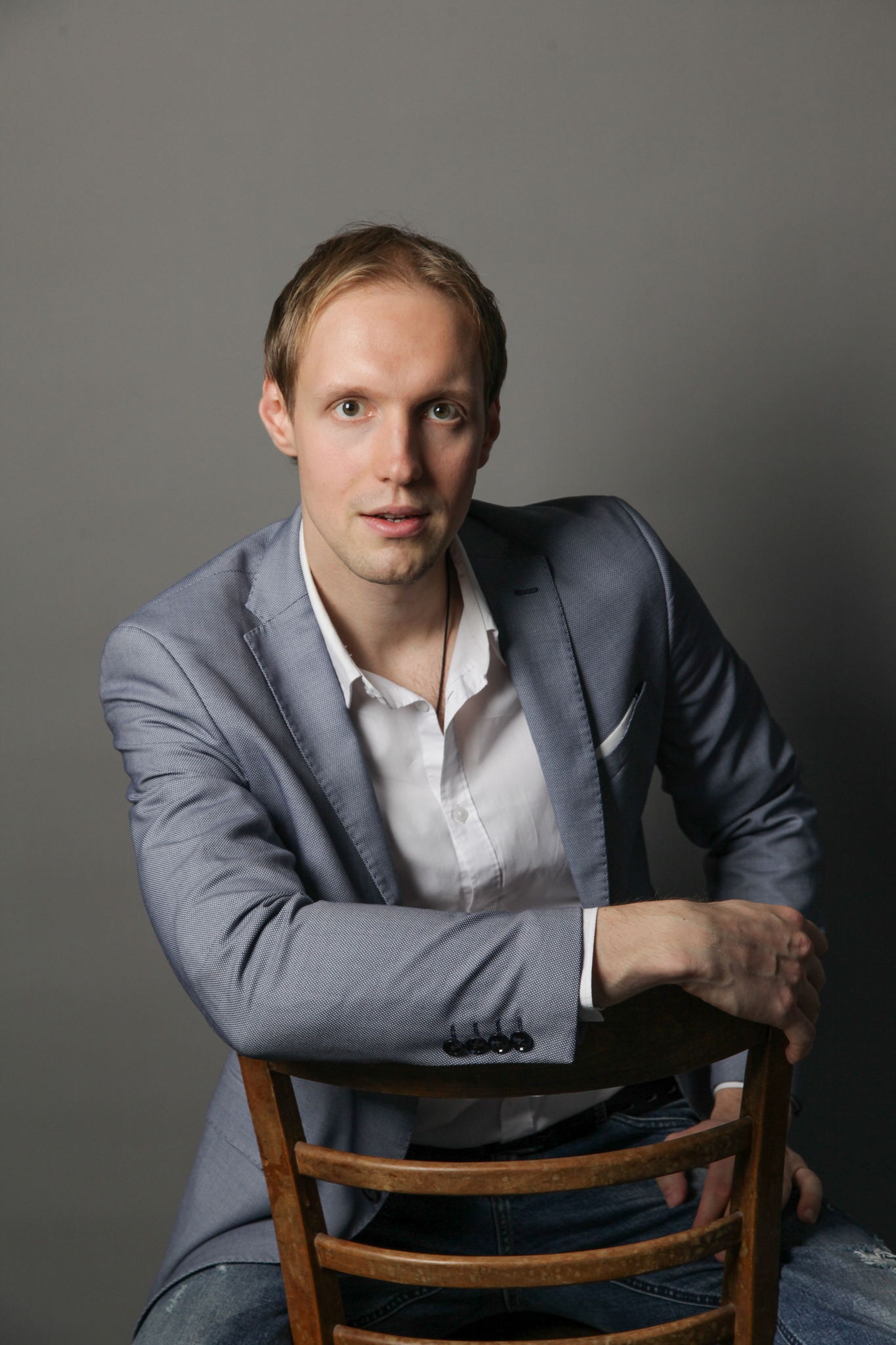 ЮРИЙ СТЕПАНОВ (фортепиано)