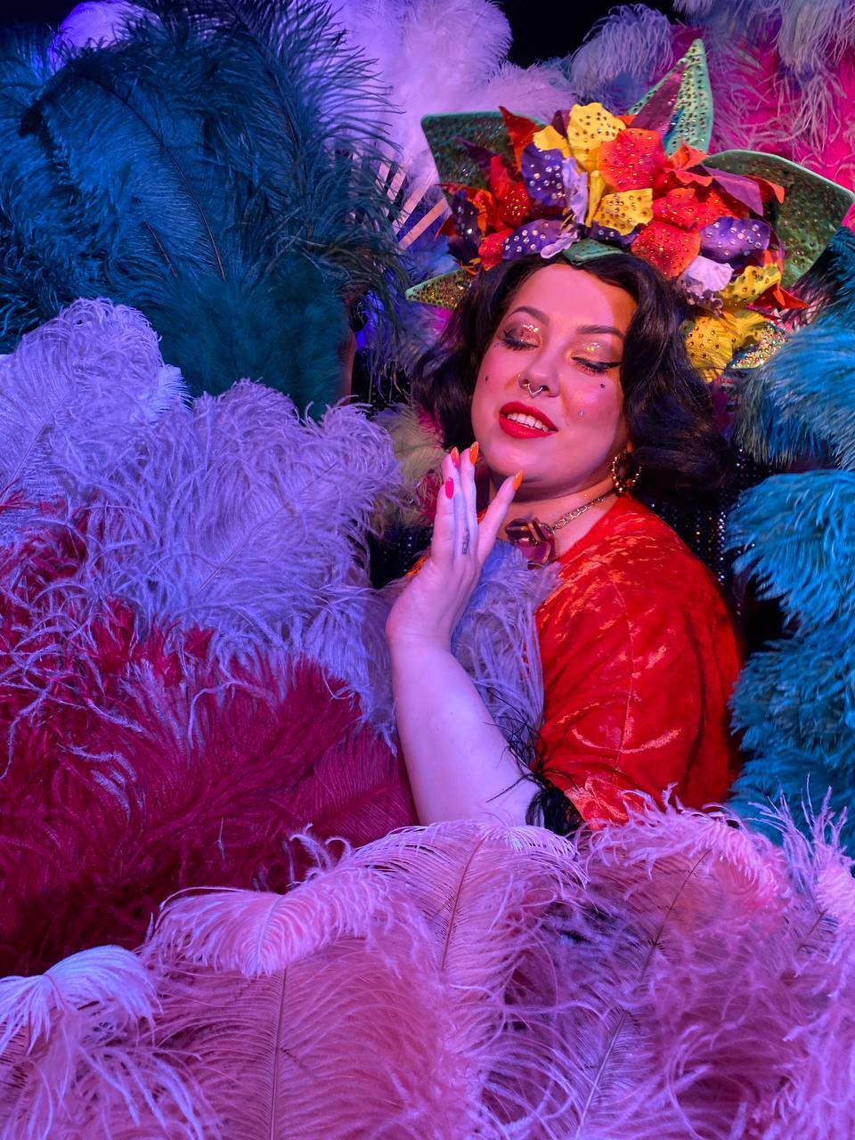 BURLESQUE NEST BURLY CARNIVAL