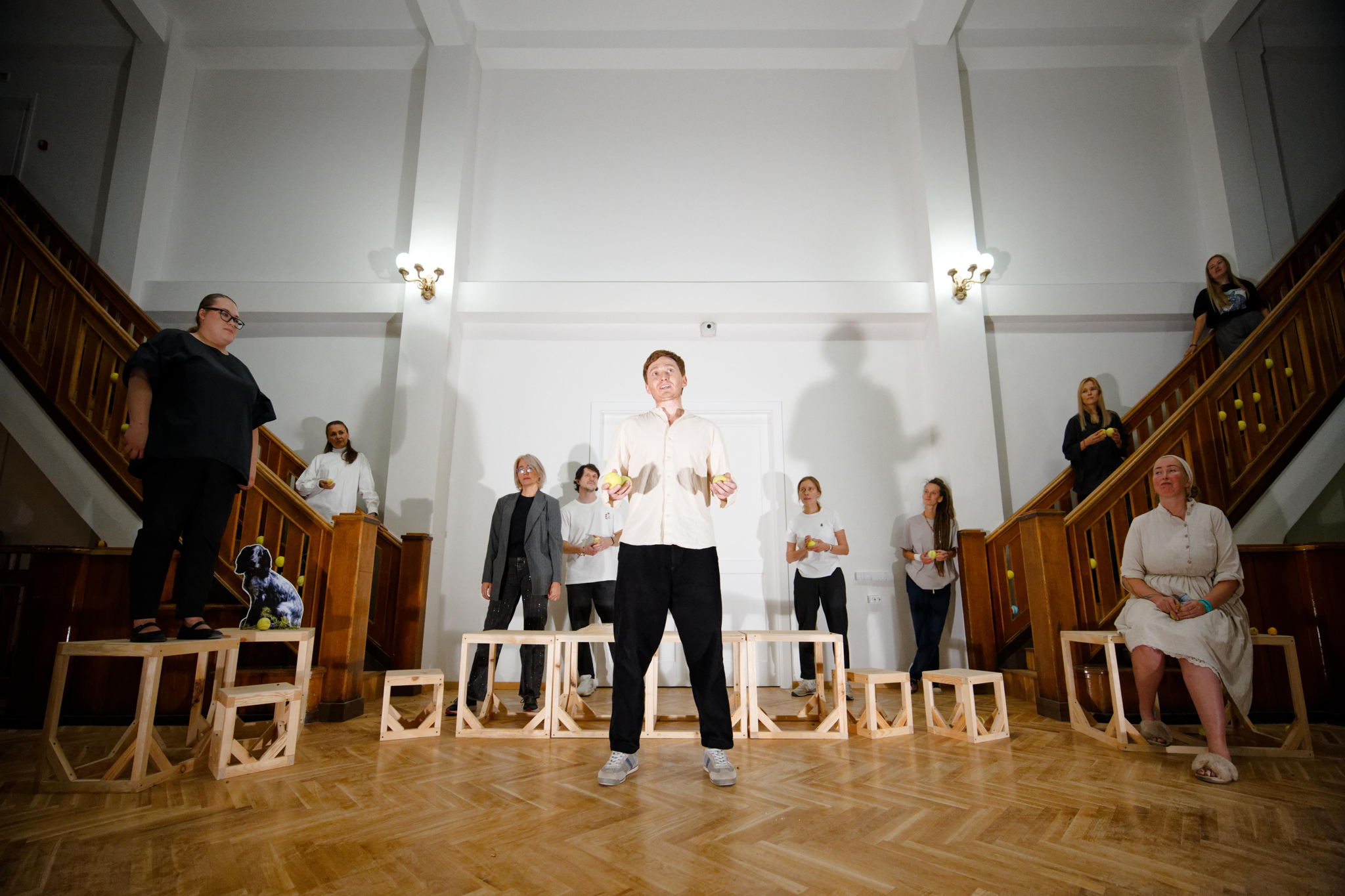 Премьера спектакля «Коты, коровы, собаки и другие люди»