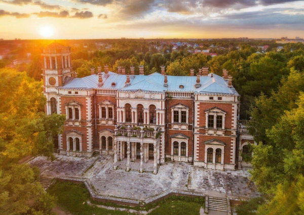 Прогулка с гидом для юных исследователей