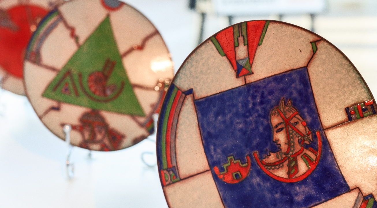 Лекция «Горячая эмаль: огонь, стекло и металл»