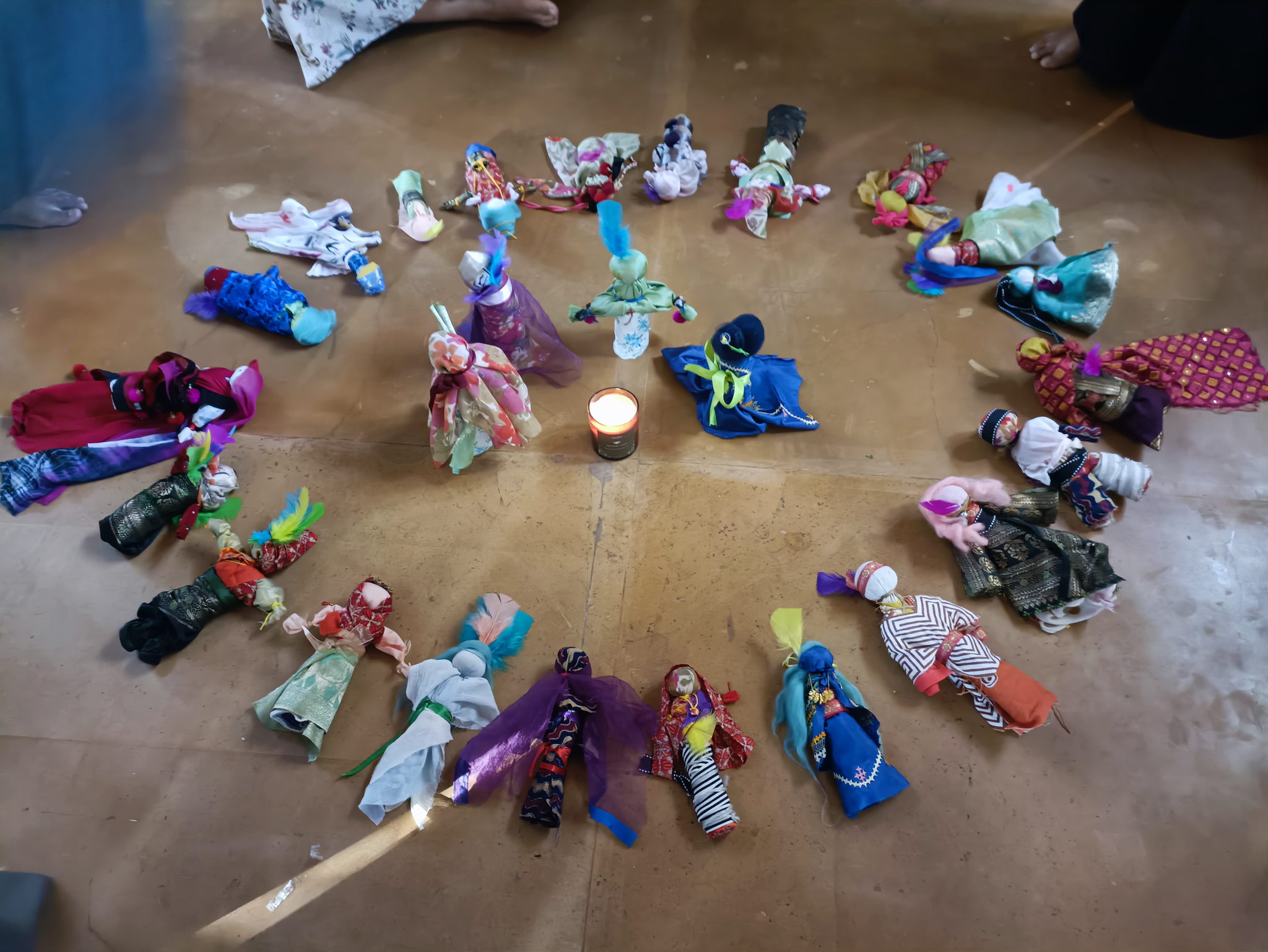 Женский Автопортрет: работа с женской проблематикой в Интермодальной терапии искусствами (48 ак. ч.)