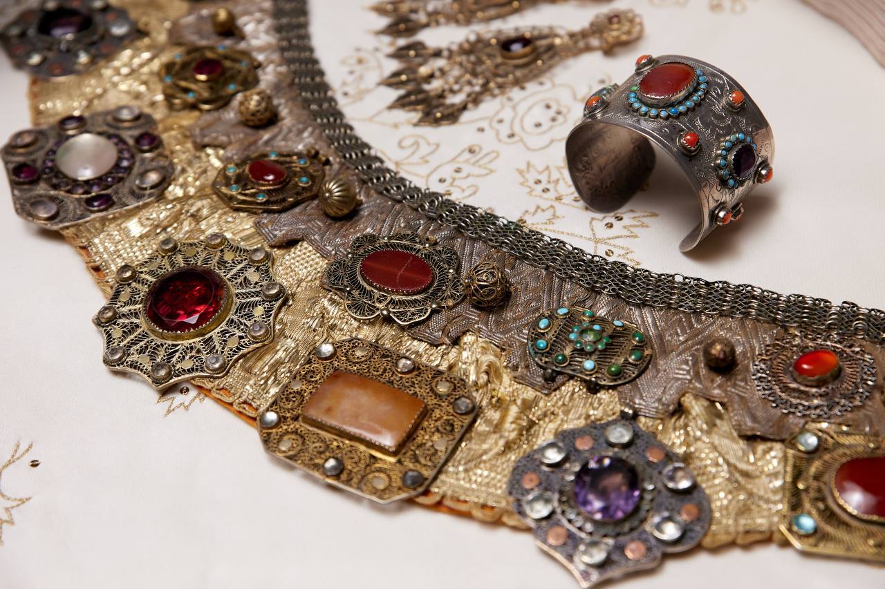 «ТАТАРСКИЙ ОРНАМЕНТ СКВОЗЬ ПРИЗМУ ЮВЕЛИРНОГО ИСКУССТВА»