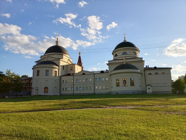 Экскурсия "Женщины Александровского проспекта"