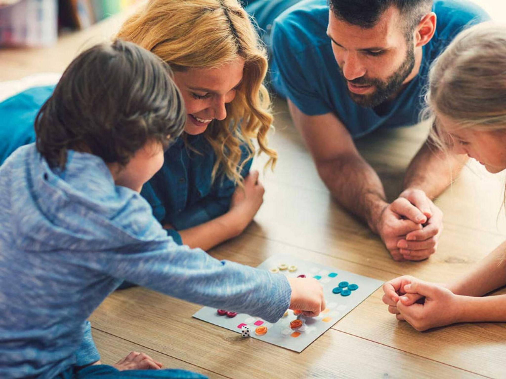 Family game (Настольные игры дети и родители)